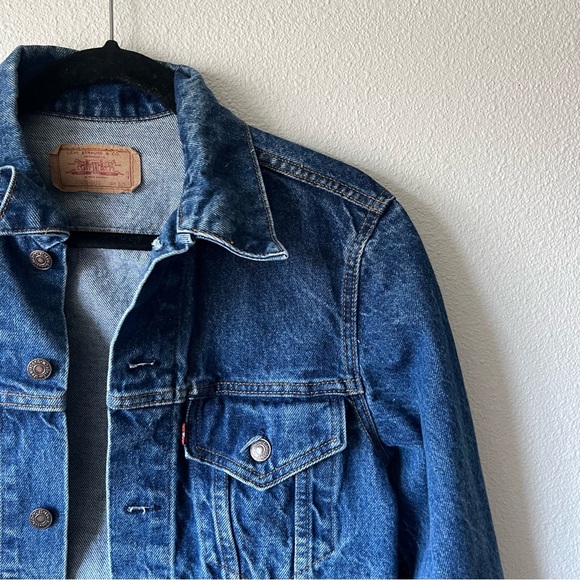 Levi's Indigo Denim Jacket - Picture 3 of 11